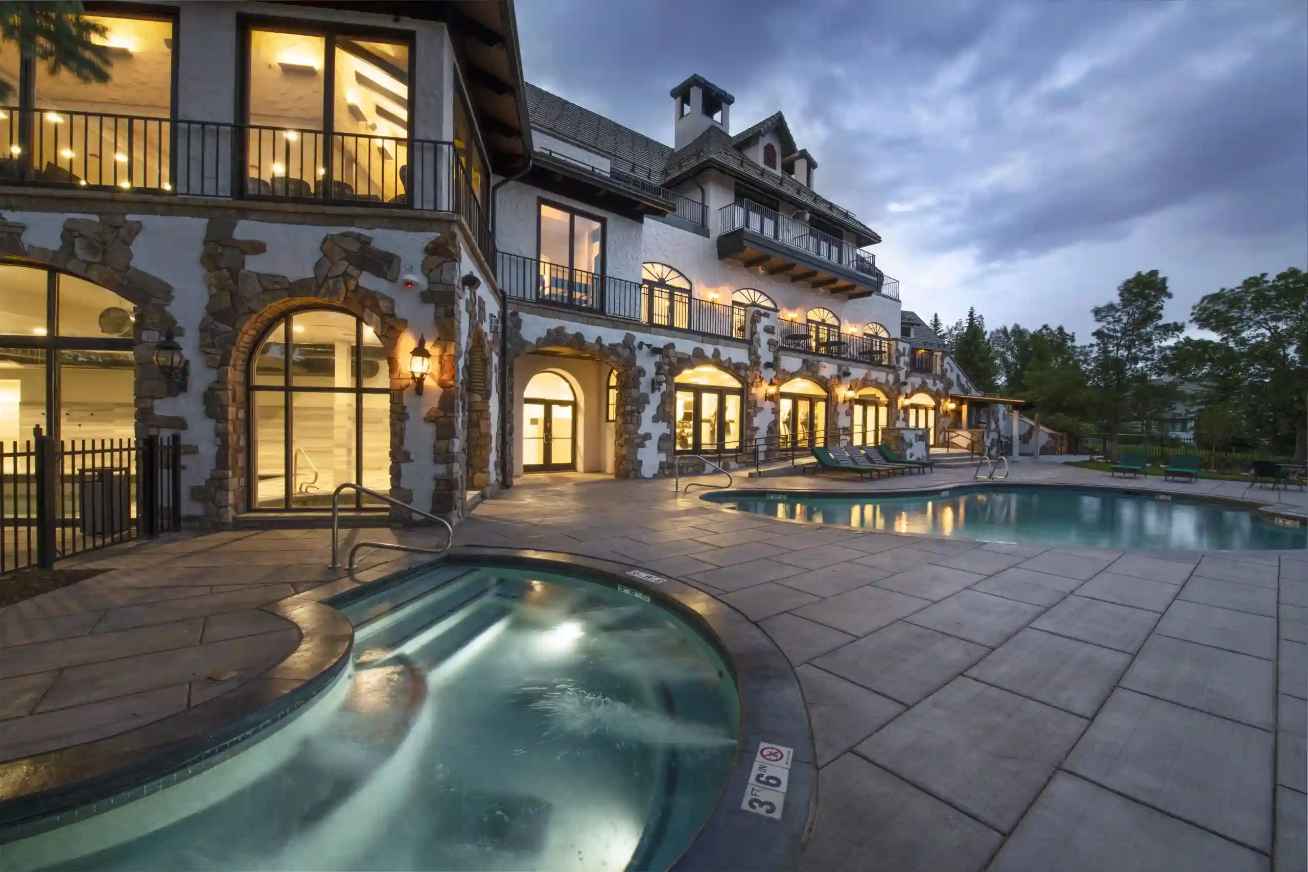 How Hotel Resorts Provide the Perfect Environment for Opioid Addiction Recovery
